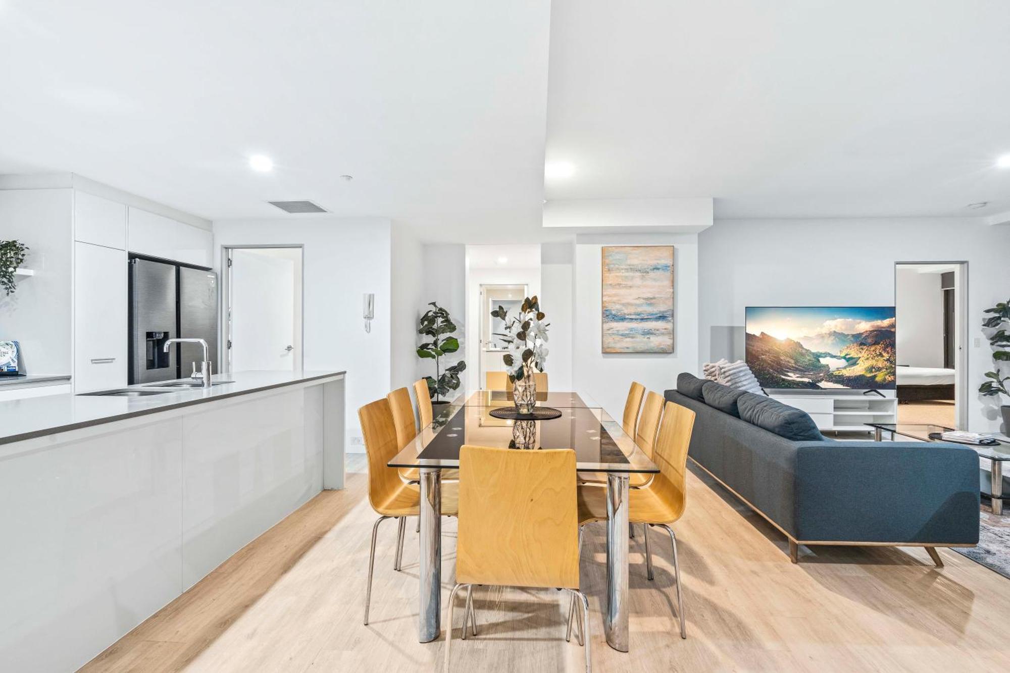 Ocean View Apartments With Balcony - Circle On Cavill - Central Location! - Self Contained & Privately Managed Gold Coast Bagian luar foto
