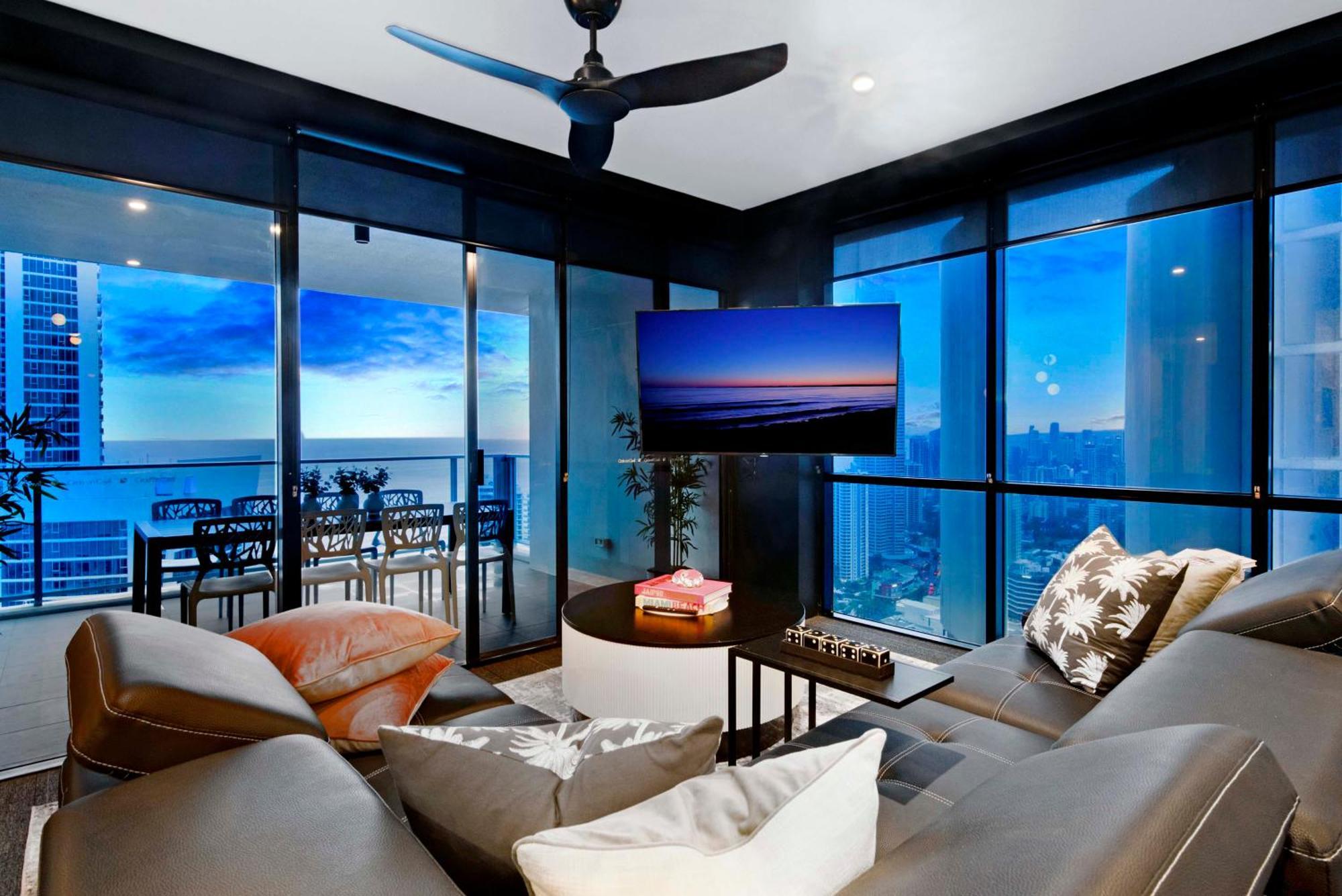 Ocean View Apartments With Balcony - Circle On Cavill - Central Location! - Self Contained & Privately Managed Gold Coast Bagian luar foto
